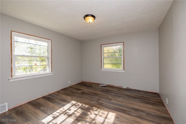 1966 Mattingly Road, Hinckley, OH 44233