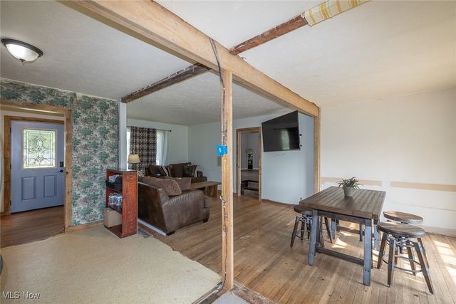 1966 Mattingly Road, Hinckley, OH 44233