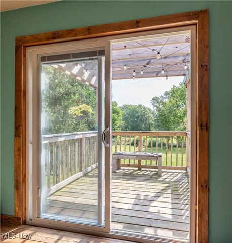 1966 Mattingly Road, Hinckley, OH 44233