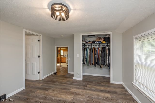 1966 Mattingly Road, Hinckley, OH 44233