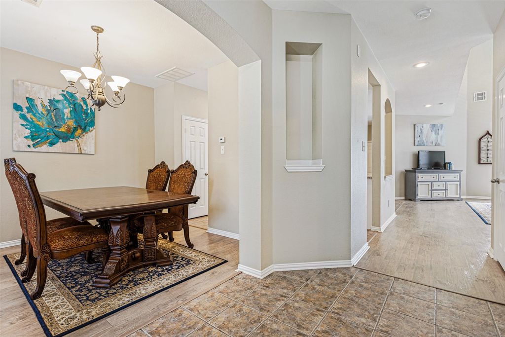 10216 Franklin Drive, Providence Village, TX 76227 — photo 3