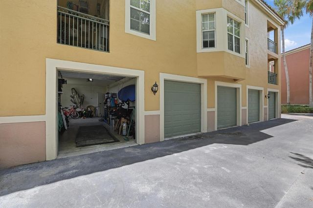 11750 Saint Andrews Place 302, Wellington, FL 33414