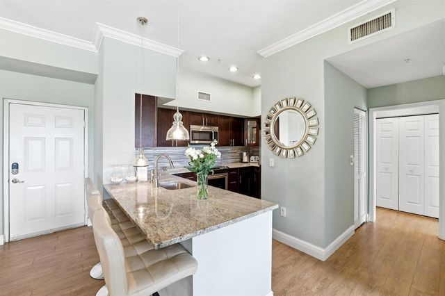 11750 Saint Andrews Place 302, Wellington, FL 33414