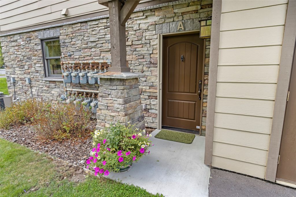 6104 Monterra Avenue A, Whitefish, MT 59937 photo 3