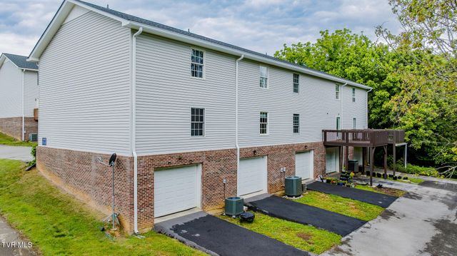 152 Gray Station Road Apt 40, Gray, TN 37615