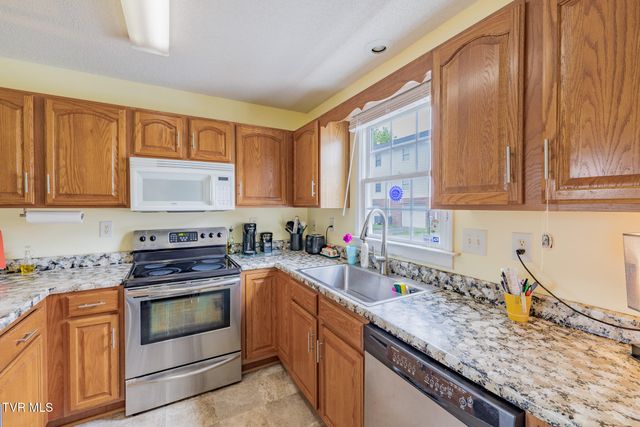 152 Gray Station Road Apt 40, Gray, TN 37615