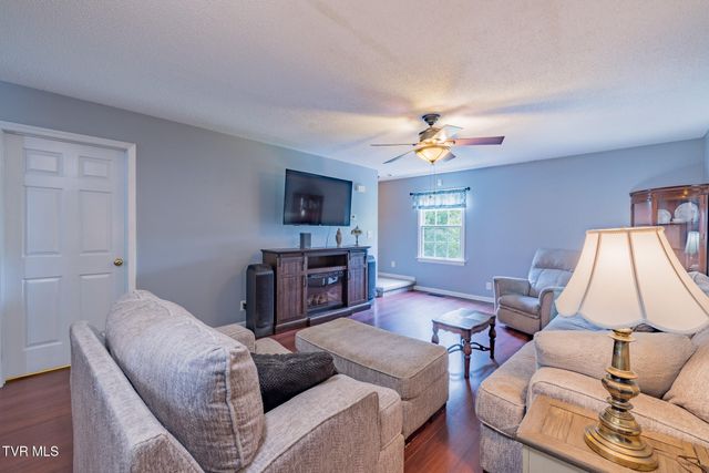 152 Gray Station Road Apt 40, Gray, TN 37615