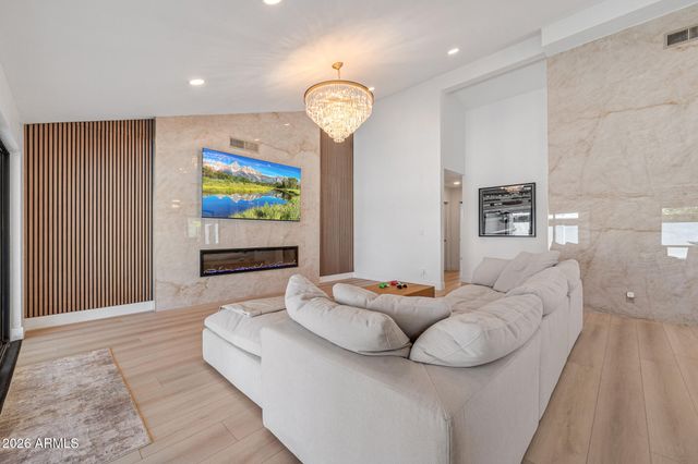 10012 N 76TH Place, Scottsdale, AZ 85258