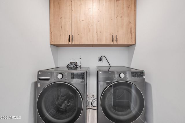 10012 N 76TH Place, Scottsdale, AZ 85258