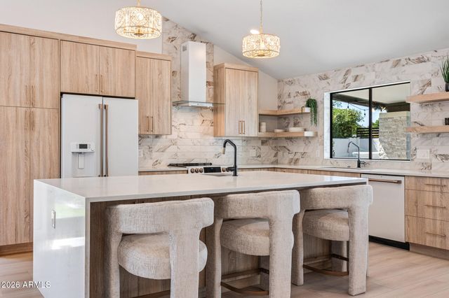 10012 N 76TH Place, Scottsdale, AZ 85258