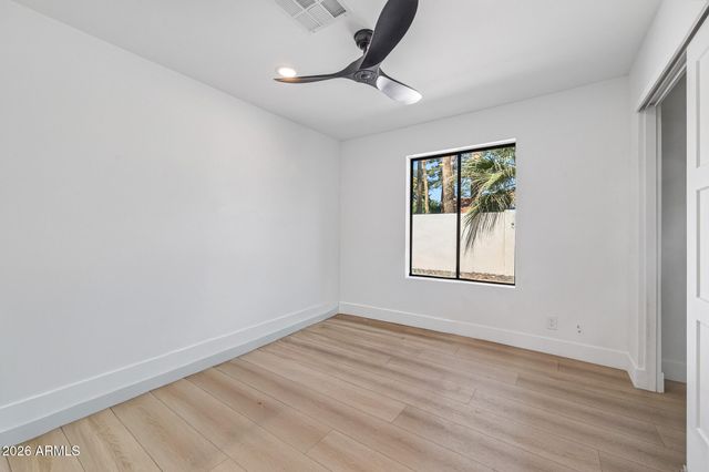 10012 N 76TH Place, Scottsdale, AZ 85258