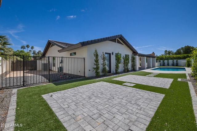 10012 N 76TH Place, Scottsdale, AZ 85258