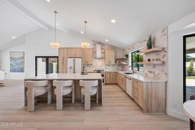 10012 N 76TH Place, Scottsdale, AZ 85258