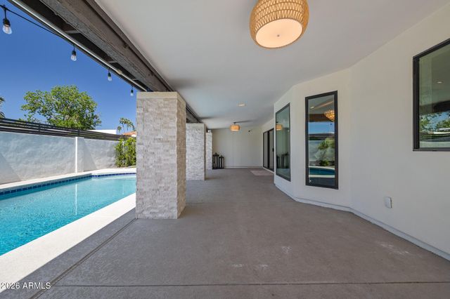 10012 N 76TH Place, Scottsdale, AZ 85258