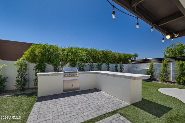 10012 N 76TH Place, Scottsdale, AZ 85258