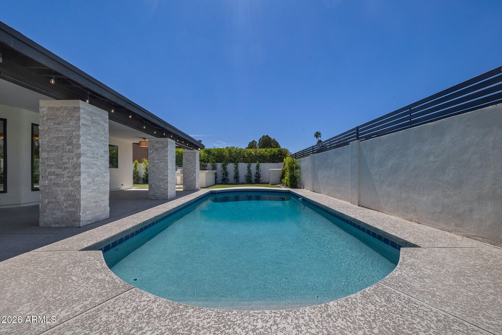Image 48 of property listing at 10012 N 76TH Place, Scottsdale, AZ 85258
