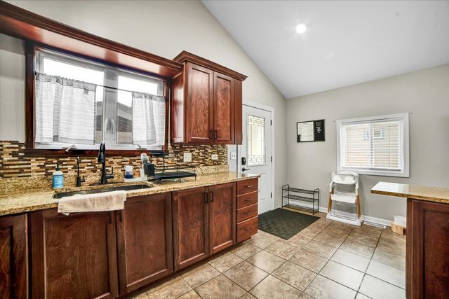 209 E Blair Street, West Chicago, IL 60185