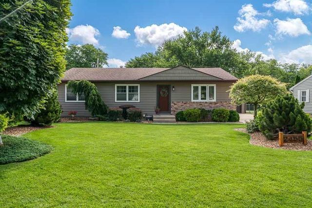 2455 Wood Drive, Beloit, WI 53511