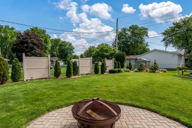2455 Wood Drive, Beloit, WI 53511