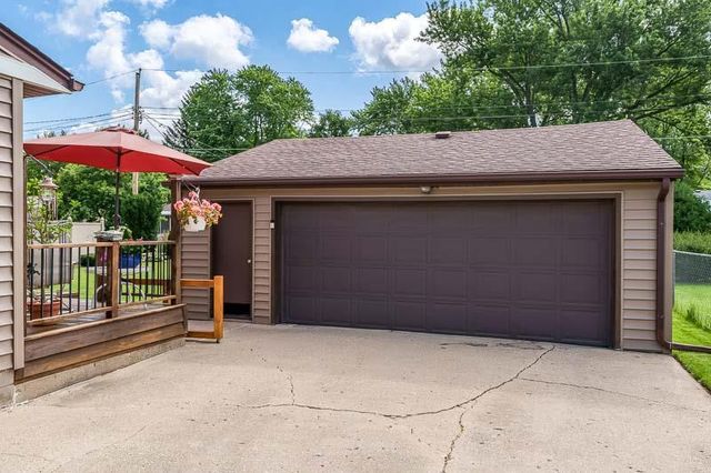 2455 Wood Drive, Beloit, WI 53511
