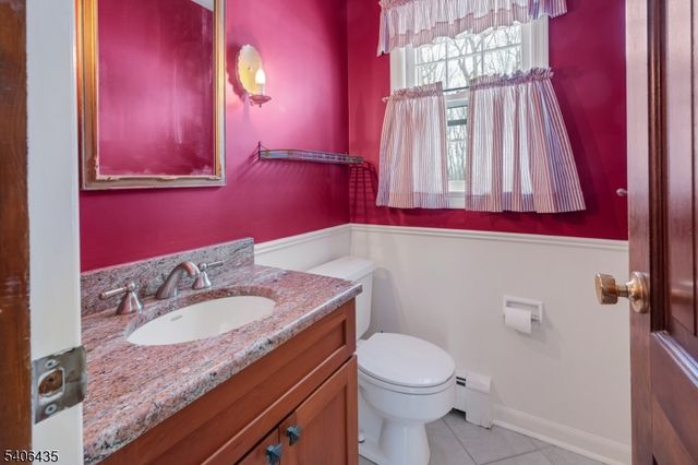 6 Prides Crossing, Chester Twp., NJ 07930