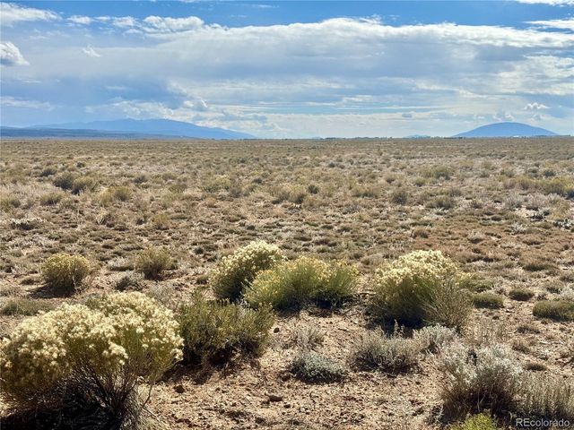 3 S 5th St, Blanca, CO 81123