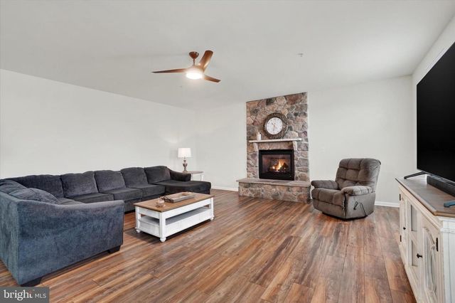 106 WARM SUNDAY WAY, Mechanicsburg, PA 17050