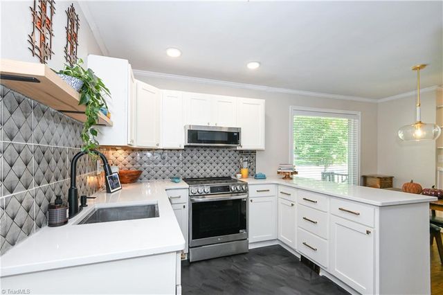 3801 Parkwood Drive, Greensboro, NC 27403