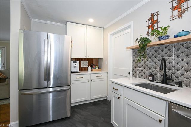 3801 Parkwood Drive, Greensboro, NC 27403