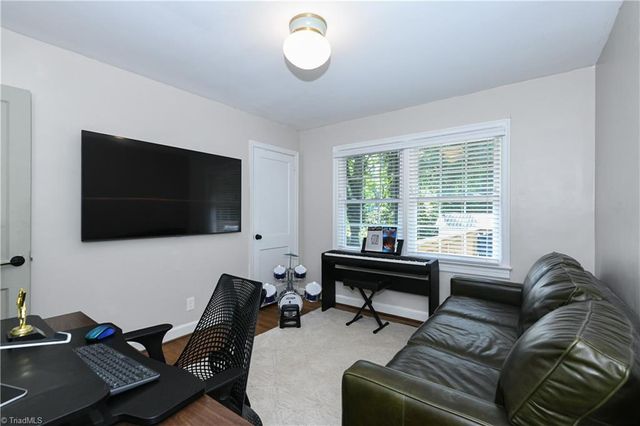 3801 Parkwood Drive, Greensboro, NC 27403