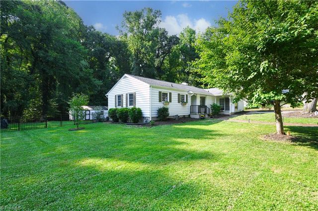 3801 Parkwood Drive, Greensboro, NC 27403