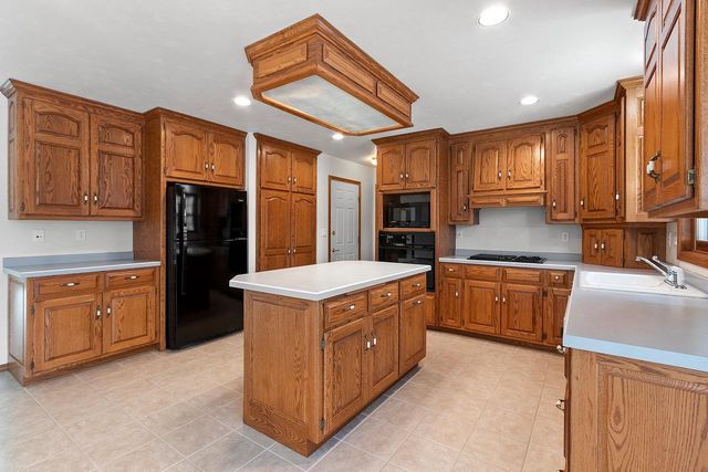 4480 SHAWANO AVENUE, Green Bay, WI 54313