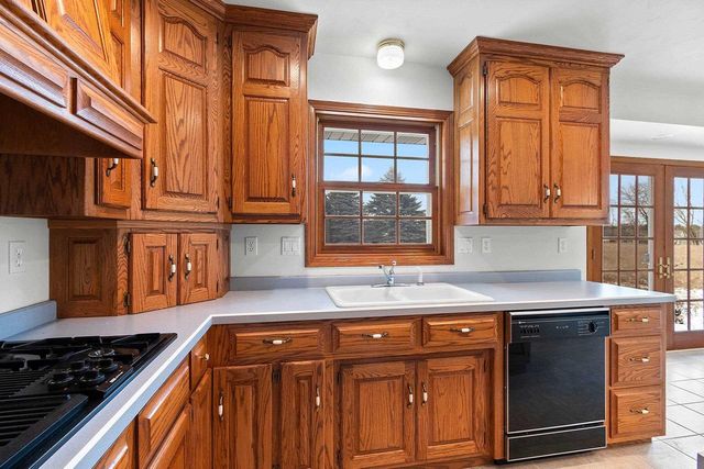 4480 SHAWANO AVENUE, Green Bay, WI 54313