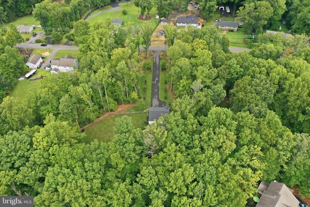 8405 SINCLAIR MILL RD, Manassas, VA 20112