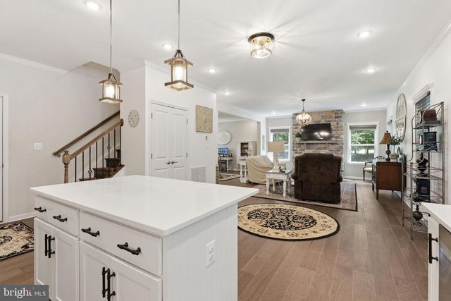 8405 SINCLAIR MILL RD, Manassas, VA 20112