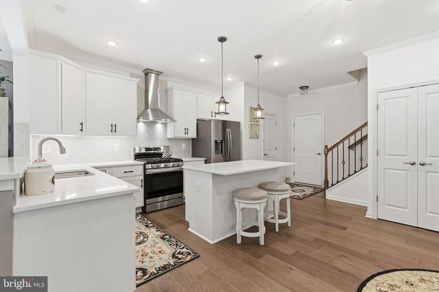 8405 SINCLAIR MILL RD, Manassas, VA 20112