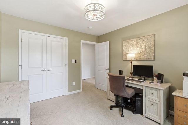 8405 SINCLAIR MILL RD, Manassas, VA 20112