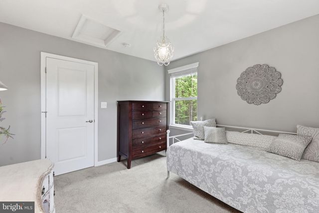 8405 SINCLAIR MILL RD, Manassas, VA 20112