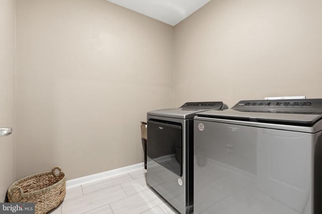 8405 SINCLAIR MILL RD, Manassas, VA 20112