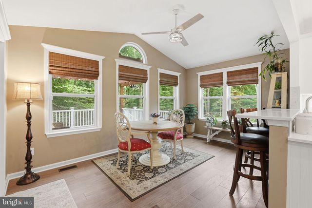 8405 SINCLAIR MILL RD, Manassas, VA 20112
