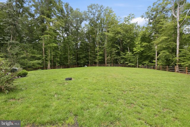8405 SINCLAIR MILL RD, Manassas, VA 20112