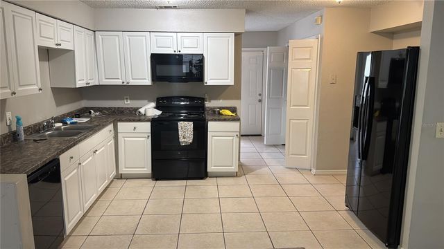 3124 PIGEON COVE STREET, Deltona, FL 32738
