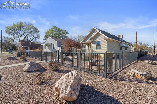 2039 E 8th Street, Pueblo, CO 81001