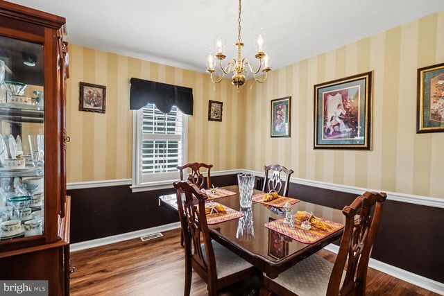 143 JACOBS CREEK DR, Hershey, PA 17033