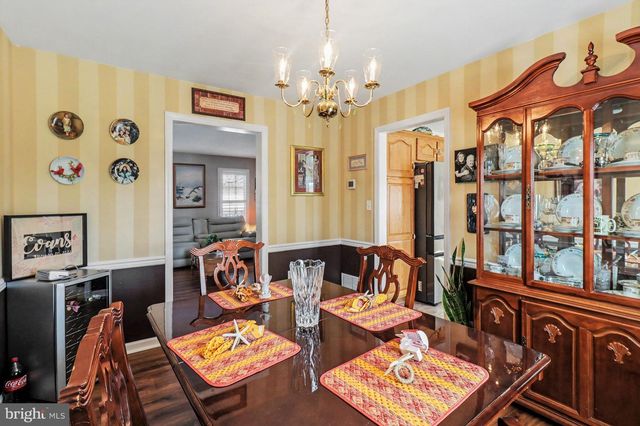 143 JACOBS CREEK DR, Hershey, PA 17033