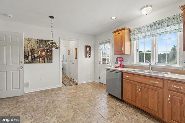 143 JACOBS CREEK DR, Hershey, PA 17033