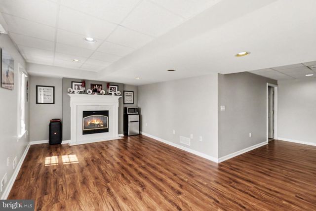 143 JACOBS CREEK DR, Hershey, PA 17033