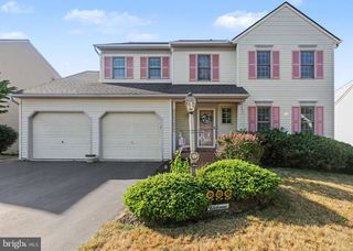 143 JACOBS CREEK DR, Hershey, PA 17033