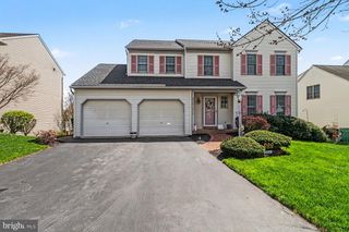 143 JACOBS CREEK DR, Hershey, PA 17033