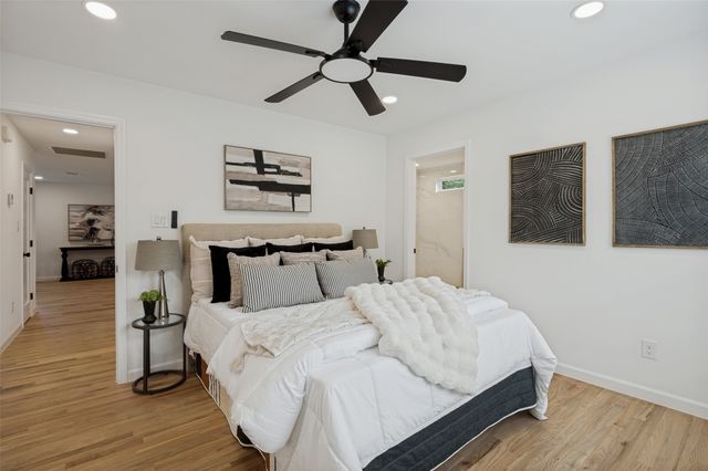 201 Conrad Street, Dallas, TX 75224